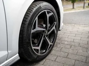 Volkswagen Polo 1.5 TSI Highline LED ACC R-LINE DAB+ Bild 5