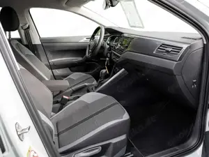 Volkswagen Polo 1.5 TSI Highline LED ACC R-LINE DAB+ Bild 2