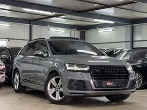 Audi Q7 S LINE-7SITZ-PANO-MTRX-STH-VIR-ACC-BOSE-AHK