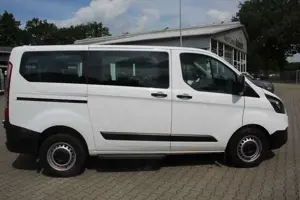 Ford Transit Custom Kombi 320 L1 (9 Sitzer) Bild 3