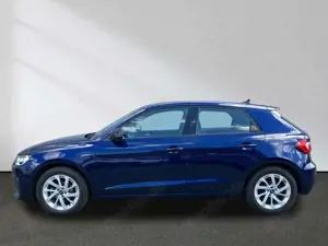 Audi A1 Sportback Advanced 25 TFSI Audi Phone Box Bild 2