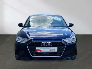 Audi A1 Sportback Advanced 25 TFSI Audi Phone Box Bild 4