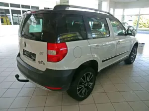 Skoda Yeti Adventure Standheizung  AHK Bild 3
