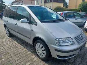Volkswagen Sharan 2.0 Trendline *Klima*7 Sitze*TOP Zustand*viel NEU* Bild 5