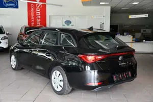 SEAT Leon Sportstourer 2.0 TDi LED NAVI PDC Bild 2