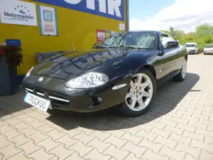 Jaguar XK8 Coupe