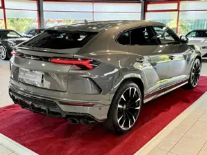 Lamborghini Urus BO+PANO+HUD+ACC+LASER Bild 4