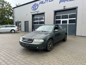 Audi A4 1.6 Bild 2