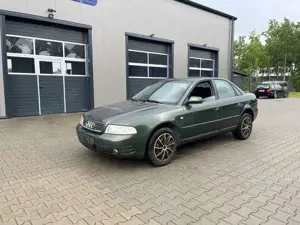 Audi A4 1.6 Bild 5