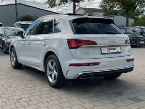 Audi Q5 50 TDI quattro S line LED Navi Pano ACC Luft. Bild 3