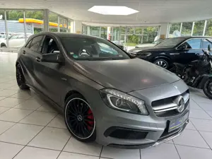 Mercedes-Benz A 45 AMG 4Matic*MATT-GRAU*PERFORMANCE SITZEAUSP