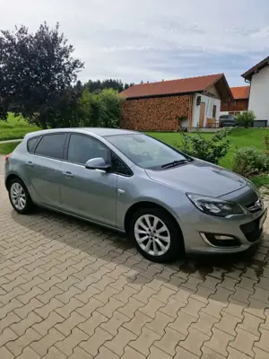 Opel Astra 150 Jahre Opel Bild 3