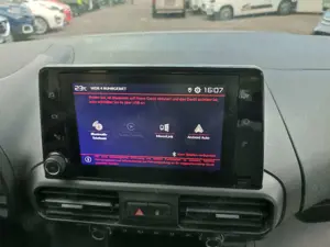 Citroen Berlingo PureTech 110 Klima/PDC/Allwetter Bild 5