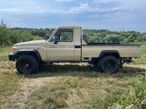 Toyota Land Cruiser GRJ 79 Single Cab Weltreise Offroad