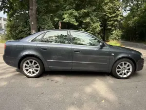 Audi A4 2.0 T FSI multitronic Bild 4