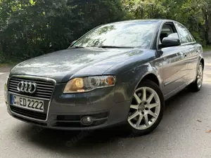 Audi A4 2.0 T FSI multitronic Bild 2