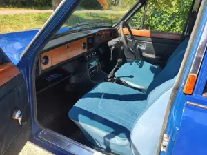 Triumph Others 2500S Bild 3