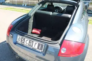 Audi TT Coupe 1.8 T Bild 4
