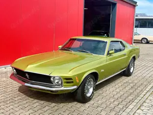 Ford Mustang Fastback, 9.450 km, Klima, 3 Jahre Garantie