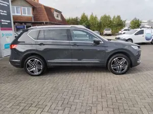 SEAT Tarraco 1.5 TSI ACT Xcellence/SHZG/AHK/RFK/NAVI/Pano Bild 4