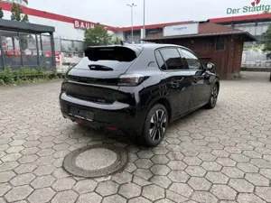 Peugeot 208 Allure PureTech 100 AT. Bild 5