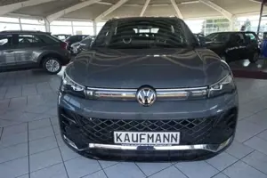 Volkswagen Tiguan TIGUAN 1,5 TSI DSG R-LINE PANO HARMAN MATRIX 20" Bild 2