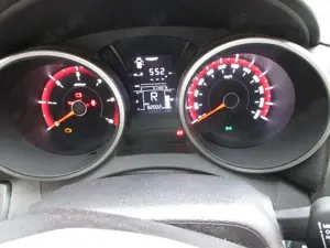 SsangYong Tivoli Tivoli e-XDi 160 2WD Black+White