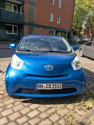 Toyota iQ 1.0 +