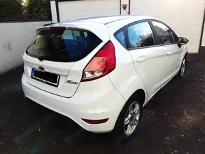 Ford Fiesta Fiesta 5p 1.4 Gpl 92cv Bild 4