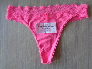 Schöner Tanga mit Spitzen Rand getragen für dich Dich ! Schreib mir deine Wünsche ! Getragene Slips