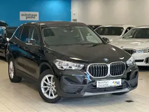 BMW X1 sDrive 18i Navi/Panorama/ParkAssist/Tempomat