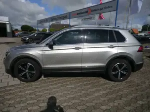 Volkswagen Tiguan 2.0 TDI BMT Join AHK PANO RFK STDHZ SHZ AID Bild 3
