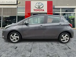 Toyota Yaris 1.5 Hybrid Comfort Navi*KAM*2xKlima Bild 4