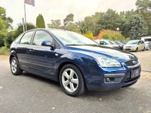 Ford Focus Lim. Titanium 2.0 HU Neu|Klima|SHG|Leder|