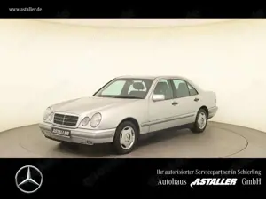 Mercedes-Benz E 290 Turbodiesel Classic Klimaautom+Heckrollo