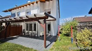 Moderne Doppelhaushälfte mit schönem Garten in Schwieberdingen