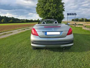 Peugeot 207 207 CC 120 VTiSport Bild 5