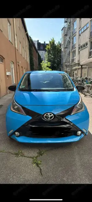 Toyota Aygo 5p 1.0 x-cite my15 Bild 4