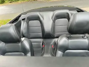 Ford Mustang Mustang Cabrio 5.0 Ti-VCT V8 Aut.GT Bild 5