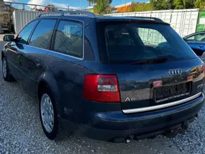 Audi A6 2.5 TDI quattro Bild 5