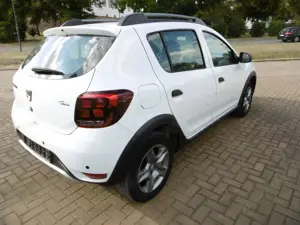 Dacia Sandero Stepway Prestige TCe90 Bild 4