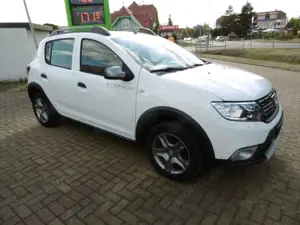 Dacia Sandero Stepway Prestige TCe90 Bild 2
