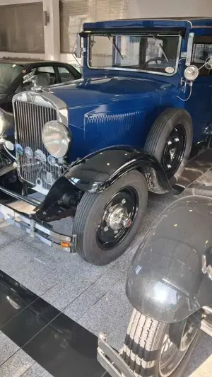 Oldtimer Adler Favorit 8/35 PS Bild 2