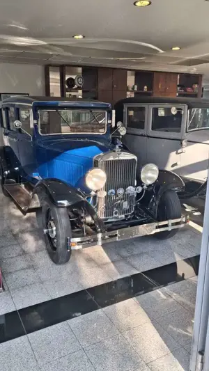 Oldtimer Adler Favorit 8/35 PS Bild 4