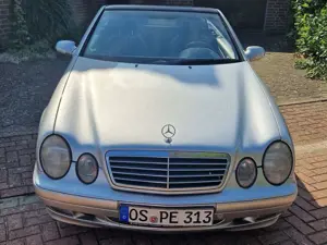 Mercedes-Benz 208 CLK 208