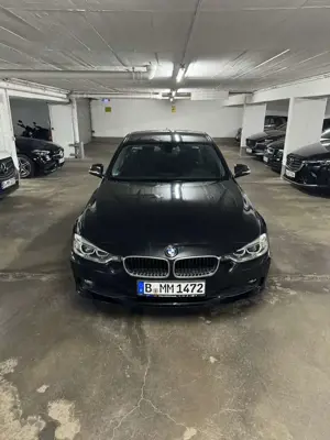 BMW 320 320 d Limousine Scheckheftgepflegt