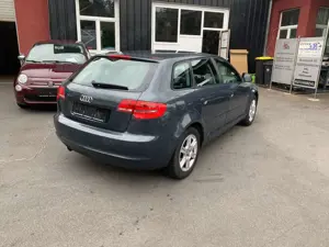 Audi A3 1.6 Attraction*INSP NEU*SHZ*TPM*ALLWETTER* Bild 4
