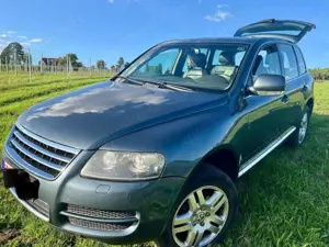 Volkswagen Touareg 3,0 V6 TDI Kraft der zieht was weg