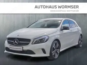 Mercedes-Benz A 250 4Matic 7G LED RFK AHK Klima PDC