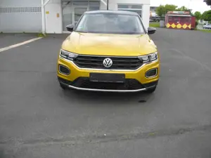 Volkswagen T-Roc 1.0 TSI Style Bild 2